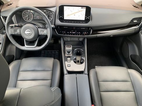 Used 2023 Nissan Rogue SL w/ SL Premium Package image 15