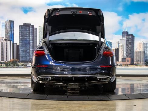 Used 2026 Mercedes-Benz S 580 4MATIC Sedan image 12