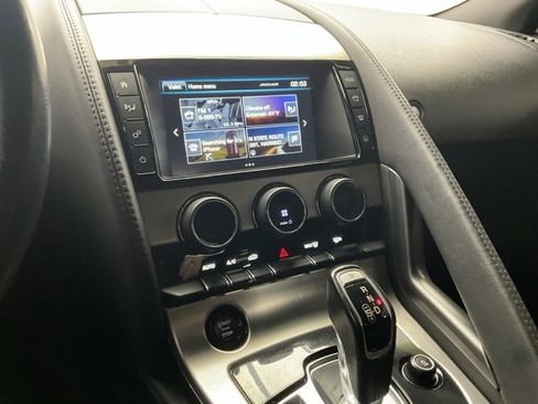Used 2017 Jaguar F-TYPE Convertible image 6