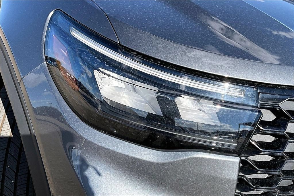 Used 2025 Ford Explorer ST-Line AWD/4WD image 31