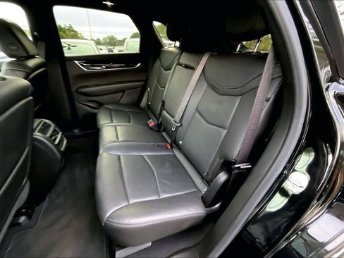 Used 2020 Cadillac XT5 Premium Luxury image 20
