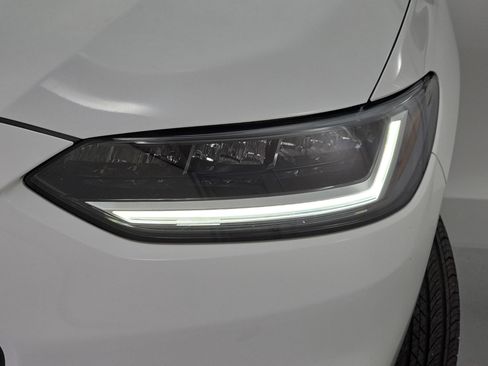 Certified 2024 Honda HR-V Sport image 30