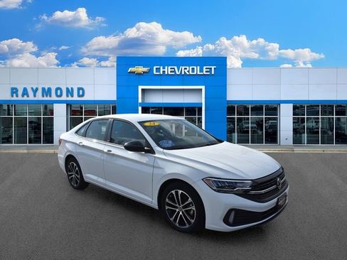 Used 2024 Volkswagen Jetta Sport FWD image 1