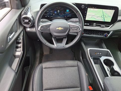 Certified 2025 Chevrolet Equinox LT w/ Convenience Package II AWD/4WD image 13