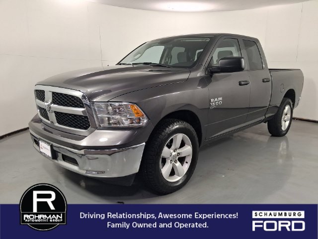 Used 2024 RAM 1500 Classic SLT AWD/4WD image 2