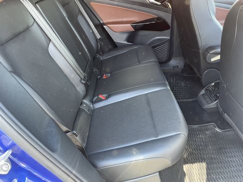 Certified 2021 Volkswagen ID.4 Pro S w/ Gradient Package image 11