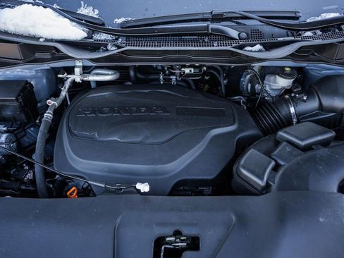 Used 2025 Honda Odyssey Sport-L image 17