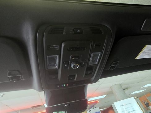 Used 2022 Cadillac Escalade Sport w/ Touring Package AWD/4WD image 20