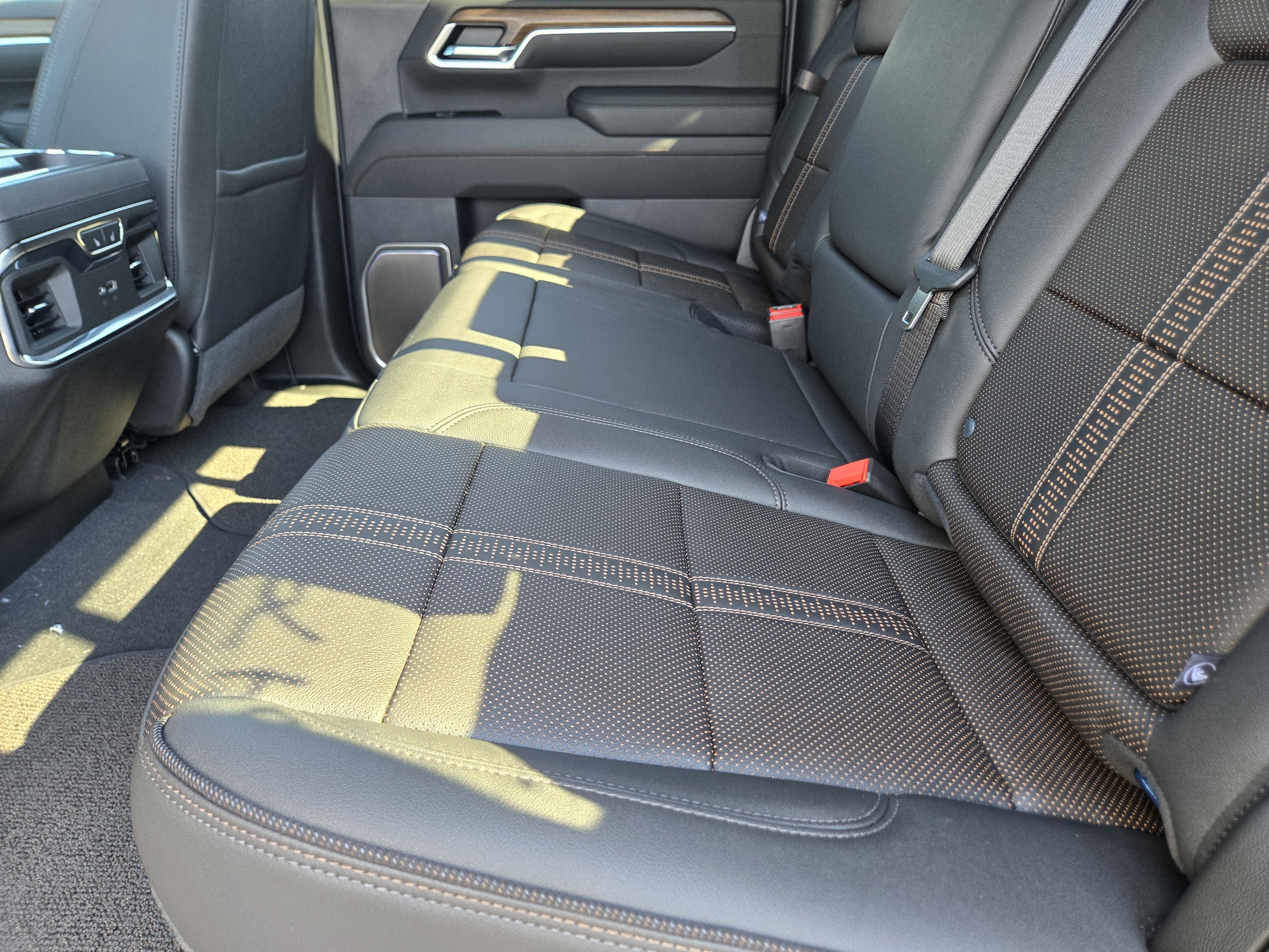 New 2026 Chevrolet Silverado 2500 High Country w/ Technology Package AWD/4WD image 22