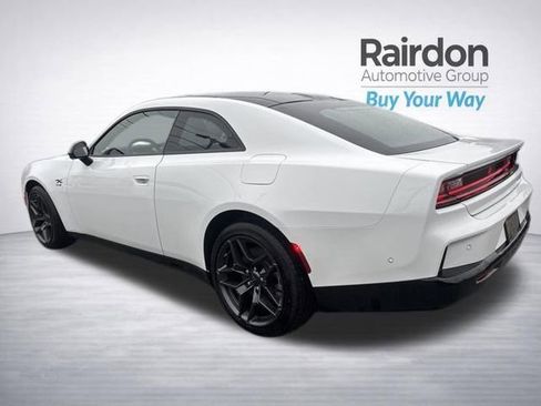 Used 2024 Dodge Charger R/T w/ Plus Group image 6