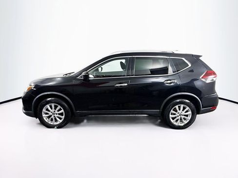 Certified 2018 Nissan Rogue SV image 5