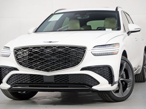 Used 2026 Genesis GV70 3.5T Sport Prestige image 3