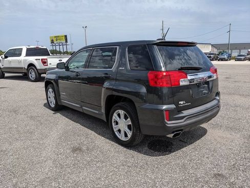 Used 2017 GMC Terrain SLE FWD image 6