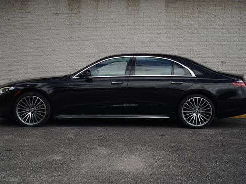 Used 2023 Mercedes-Benz S 580 4MATIC Sedan image 4
