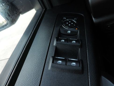 Used 2019 Ford F150 XLT w/ Equipment Group 302A Luxury AWD/4WD image 26