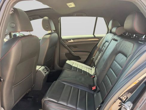 Used 2016 Volkswagen GTI SE FWD image 28