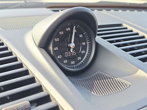 Certified 2024 Porsche 911 Carrera GTS image 27