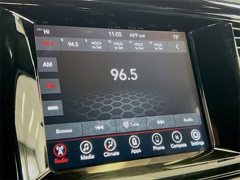 Used 2023 Dodge Durango SXT Launch Edition image 7