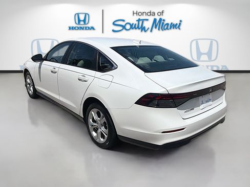 Used 2023 Honda Accord LX image 5