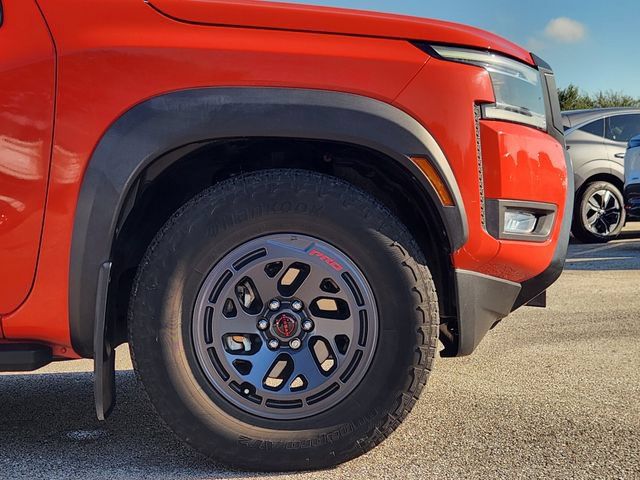 Used 2025 Nissan Frontier Pro-X RWD image 9
