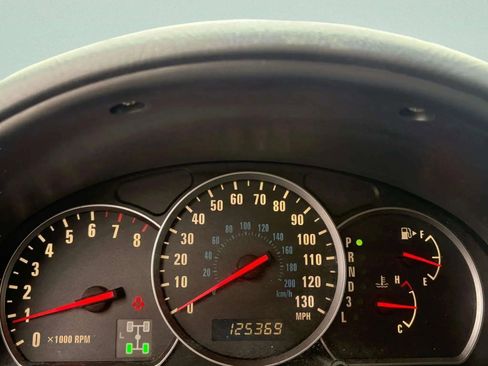 Used 2004 Suzuki XL7 LX image 34