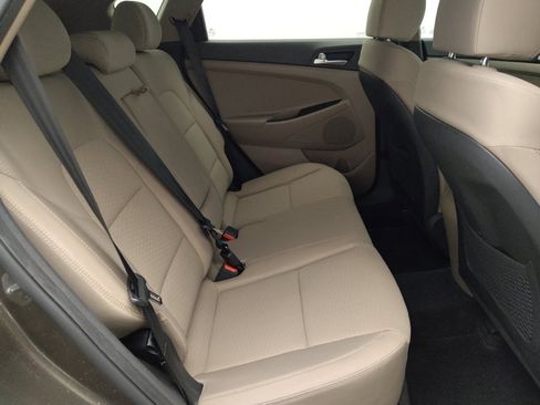 Used 2019 Hyundai Tucson SE w/ Cargo Package FWD image 19