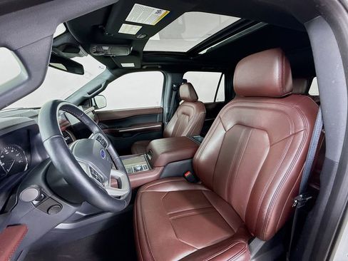 Used 2024 Ford Expedition Max Limited image 11