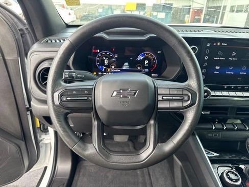 Used 2025 Chevrolet Colorado Trail Boss AWD/4WD image 14