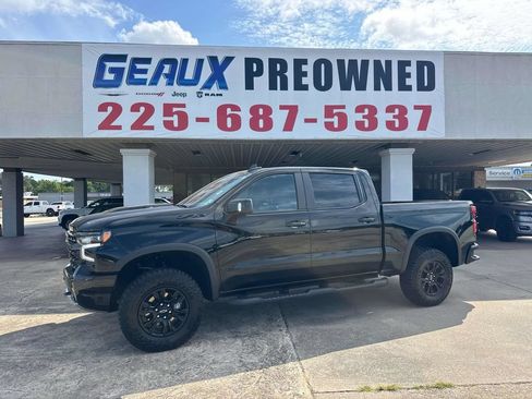 Used 2025 Chevrolet Silverado 1500 ZR2 w/ Dark Appearance Package AWD/4WD image 1