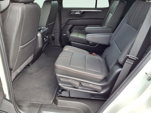 Used 2025 Chevrolet Tahoe RST w/ Comfort Package AWD/4WD image 22