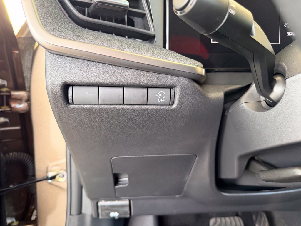 Used 2026 Nissan Kicks SV w/ Cold Weather Package FWD image 18