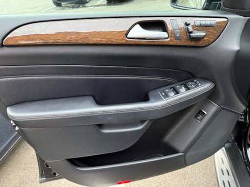 Used 2013 Mercedes-Benz ML 350 4MATIC w/ Premium 1 Pkg image 24