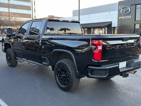 Used 2021 Chevrolet Silverado 2500 Custom w/ Custom Value Package image 6