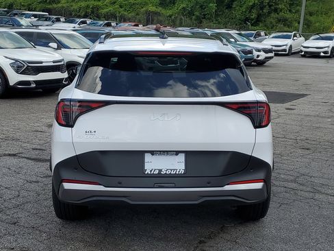 New 2026 Kia Sportage EX w/ EX Panorama Roof Package image 5