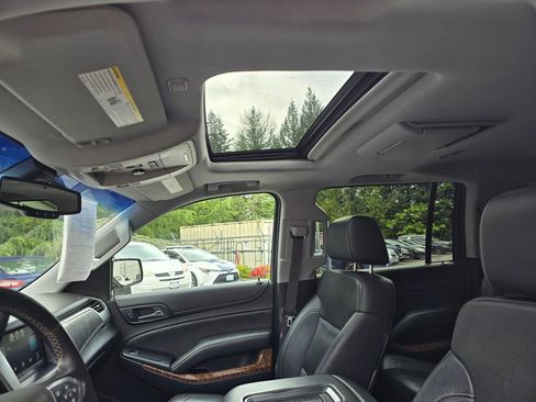 Used 2015 Chevrolet Suburban LTZ AWD/4WD image 12