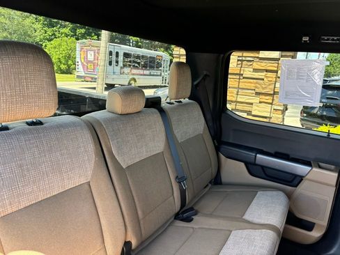 Used 2023 Ford F150 XLT image 34