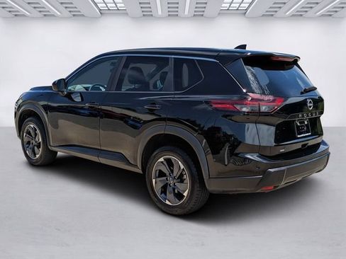 Used 2025 Nissan Rogue SV FWD image 7
