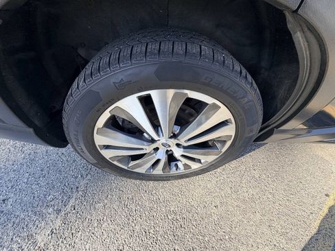 Used 2019 Subaru Ascent Touring AWD/4WD image 55