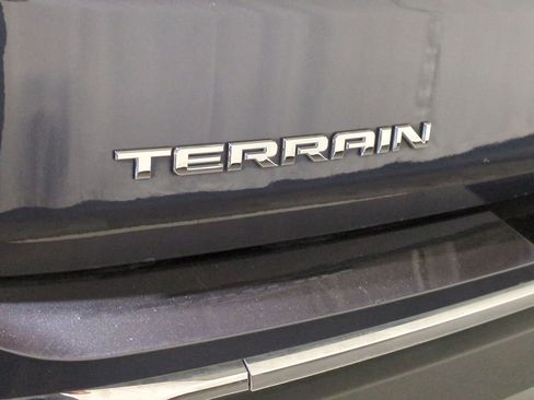 Used 2018 GMC Terrain SLT w/ Preferred Package image 16