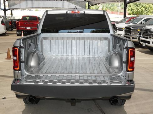 Used 2025 RAM 1500 Big Horn AWD/4WD image 35