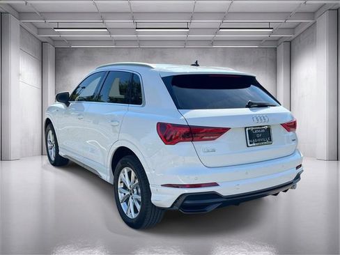 Used 2022 Audi Q3 2.0T Premium w/ Convenience Package AWD/4WD image 5