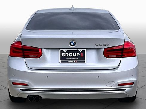 Used 2016 BMW 328i Sedan RWD image 5