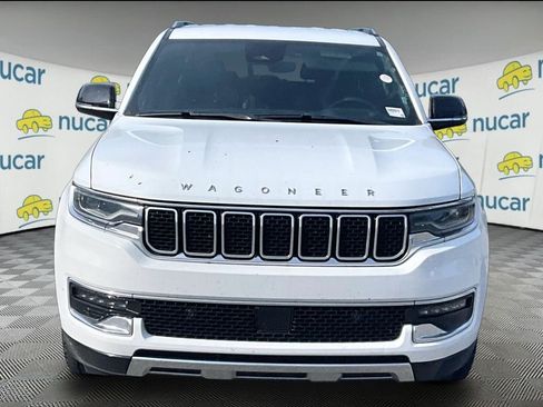 Used 2024 Jeep Wagoneer Series III AWD/4WD image 2