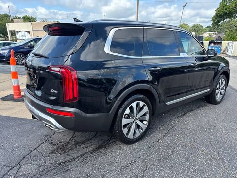 Used 2020 Kia Telluride S AWD/4WD image 3