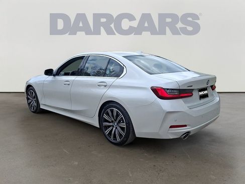 Used 2025 BMW 330i xDrive Sedan AWD/4WD image 4