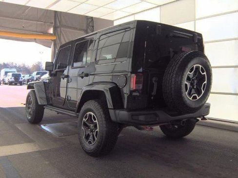 Used 2016 Jeep Wrangler Unlimited Rubicon image 4