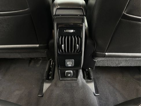 Used 2022 Jeep Compass Limited w/ Sun and Sound Group AWD/4WD image 27