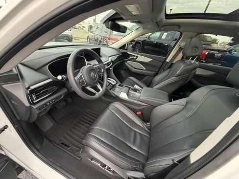 Used 2024 Acura MDX SH-AWD w/ Technology Package image 12