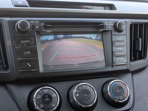 Used 2017 Toyota RAV4 LE image 20