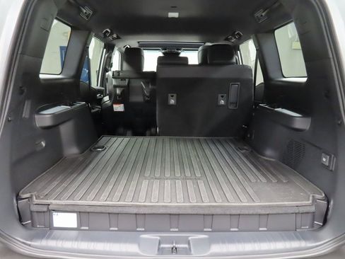 Used 2024 Toyota Land Cruiser image 38